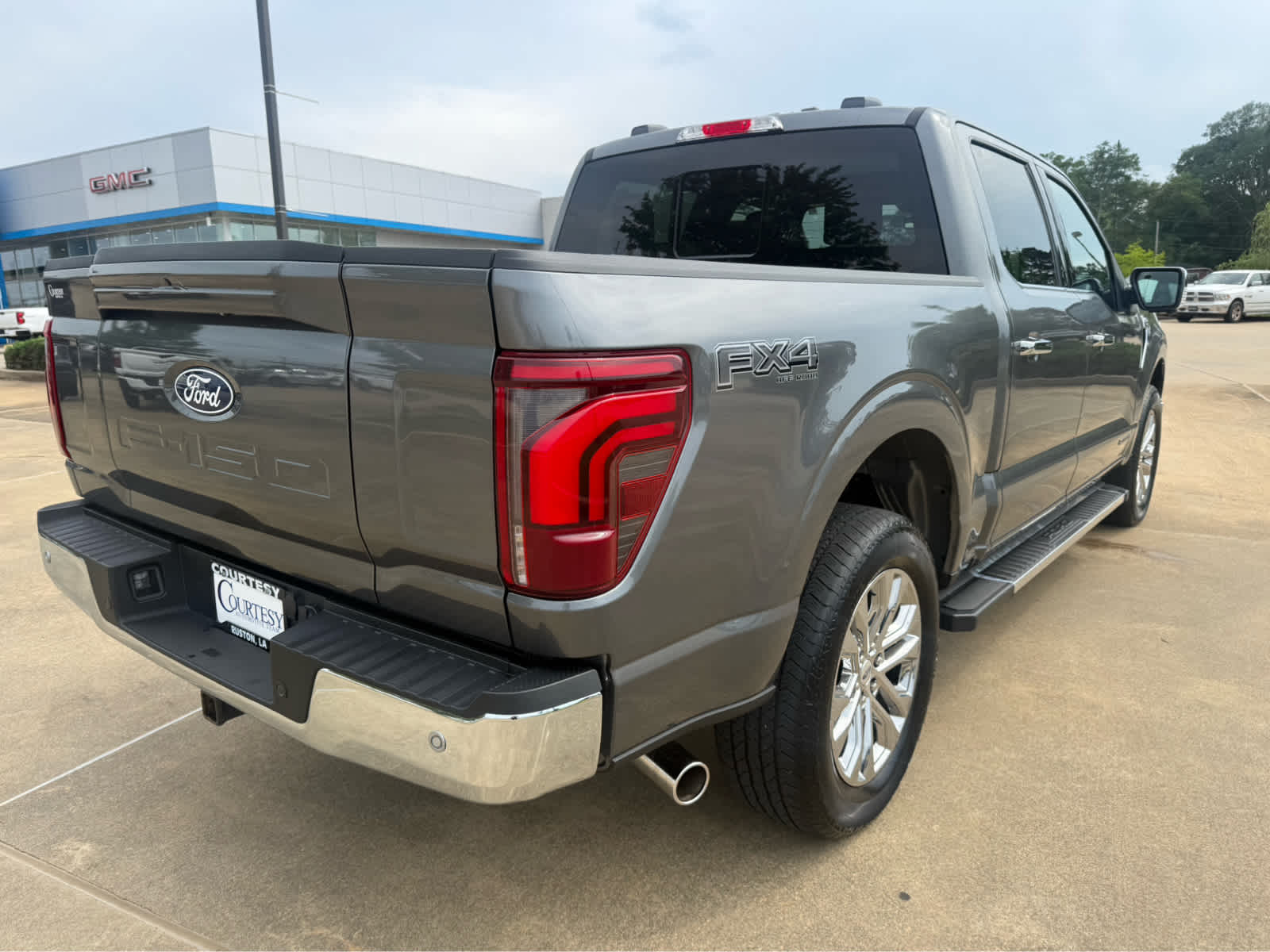 2025 Ford F-150 LARIAT