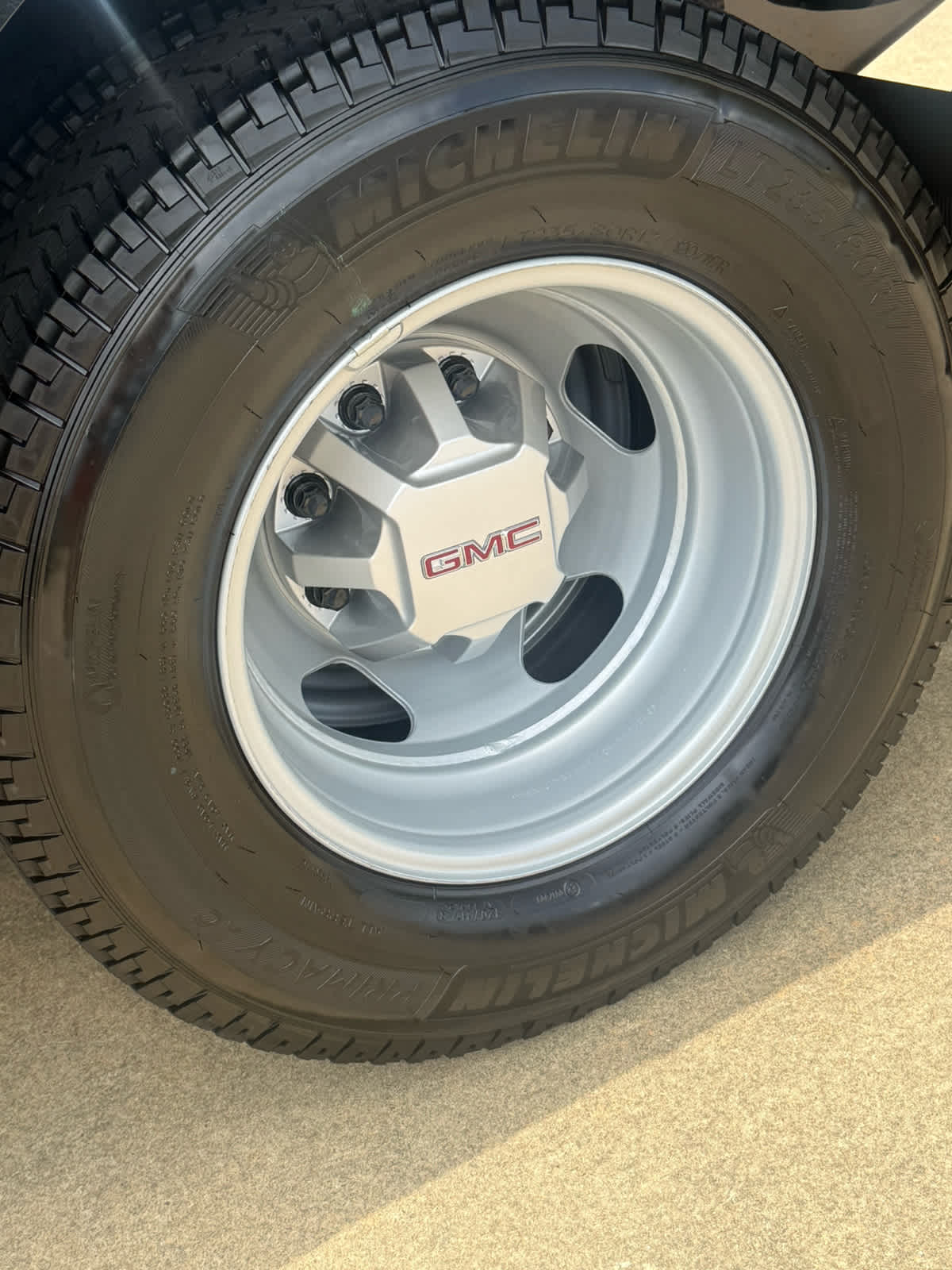 2026 GMC Sierra 3500 HD Chassis Cab Pro