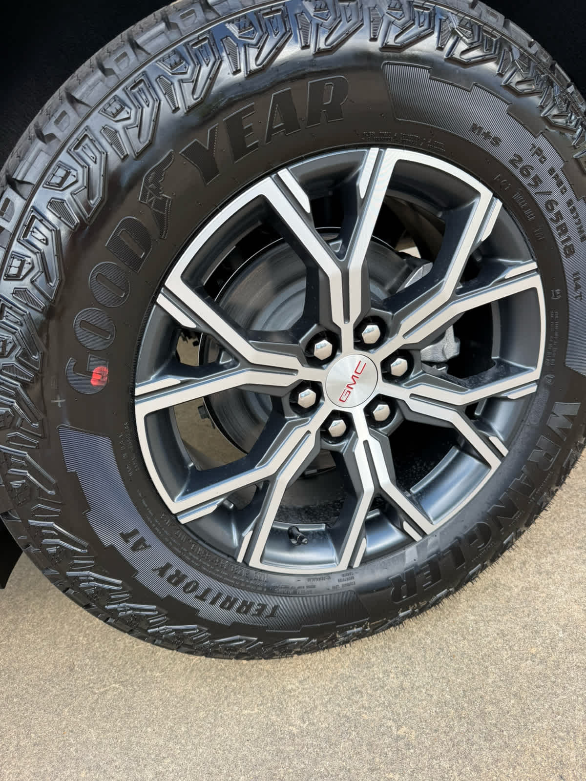 2026 GMC Acadia AT4