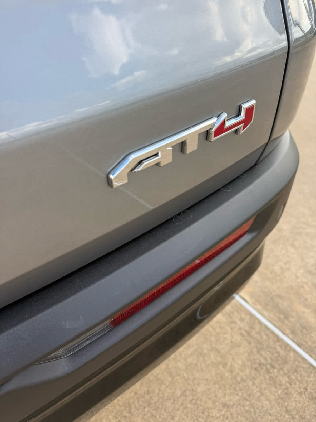 2026 GMC Acadia AT4