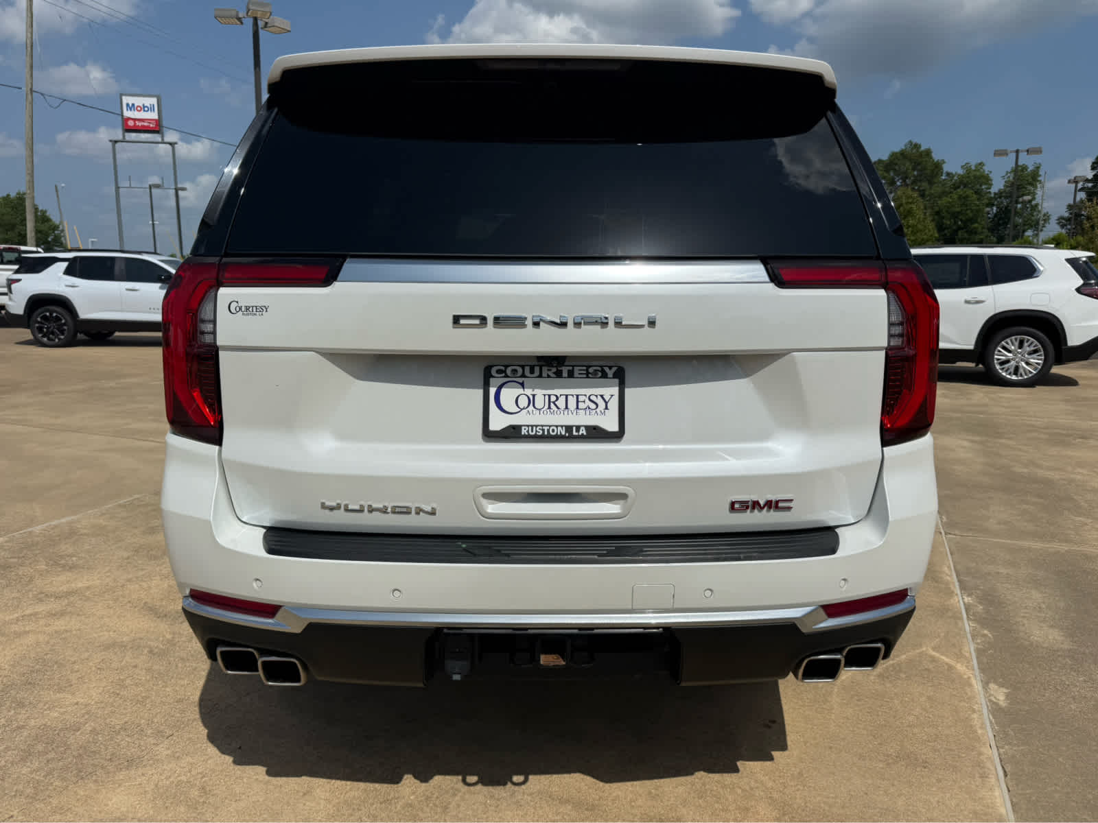 2025 GMC Yukon Denali