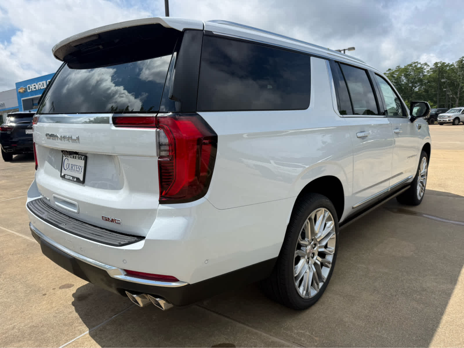 2026 GMC Yukon XL Denali
