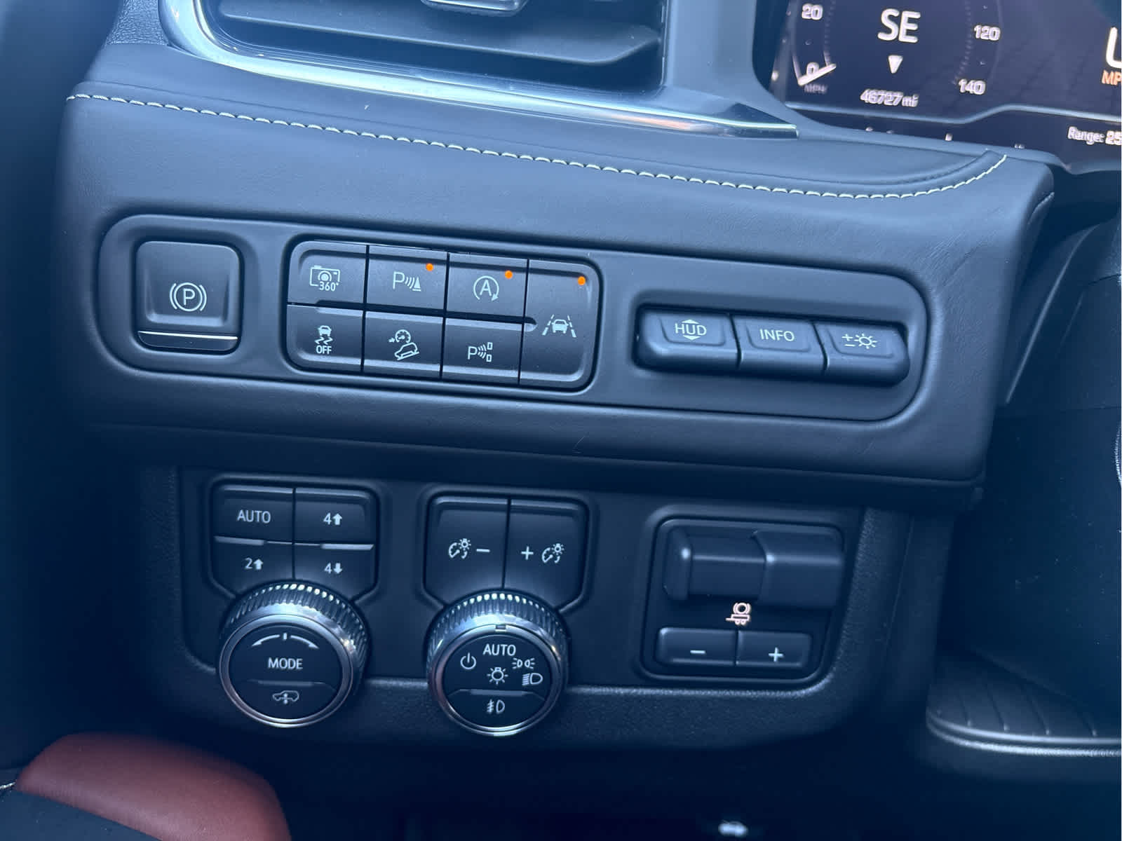 2023 GMC Yukon XL Denali Ultimate