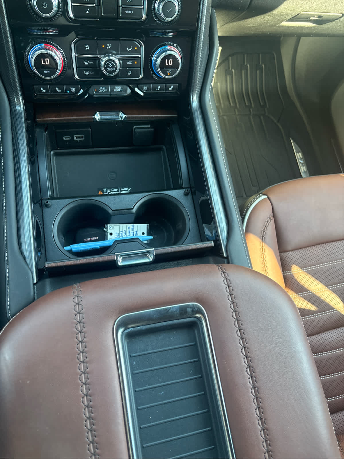 2023 GMC Yukon XL Denali Ultimate
