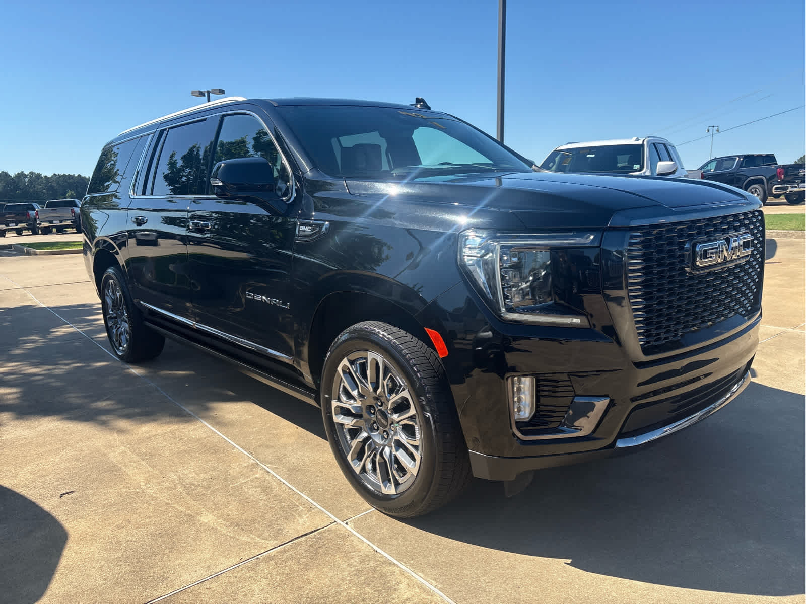 2023 GMC Yukon XL Denali Ultimate