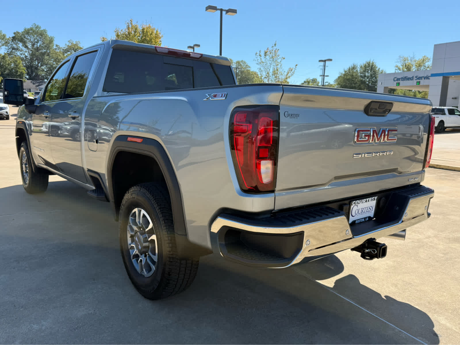 2026 GMC Sierra 2500 HD SLE
