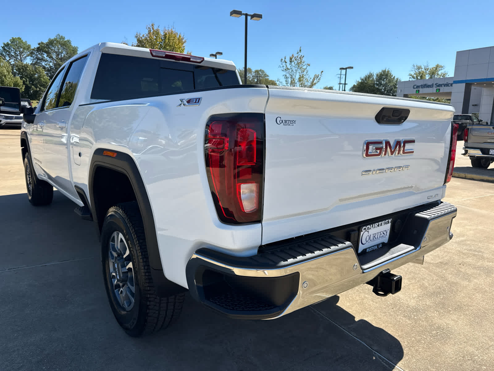 2026 GMC Sierra 2500 HD SLE