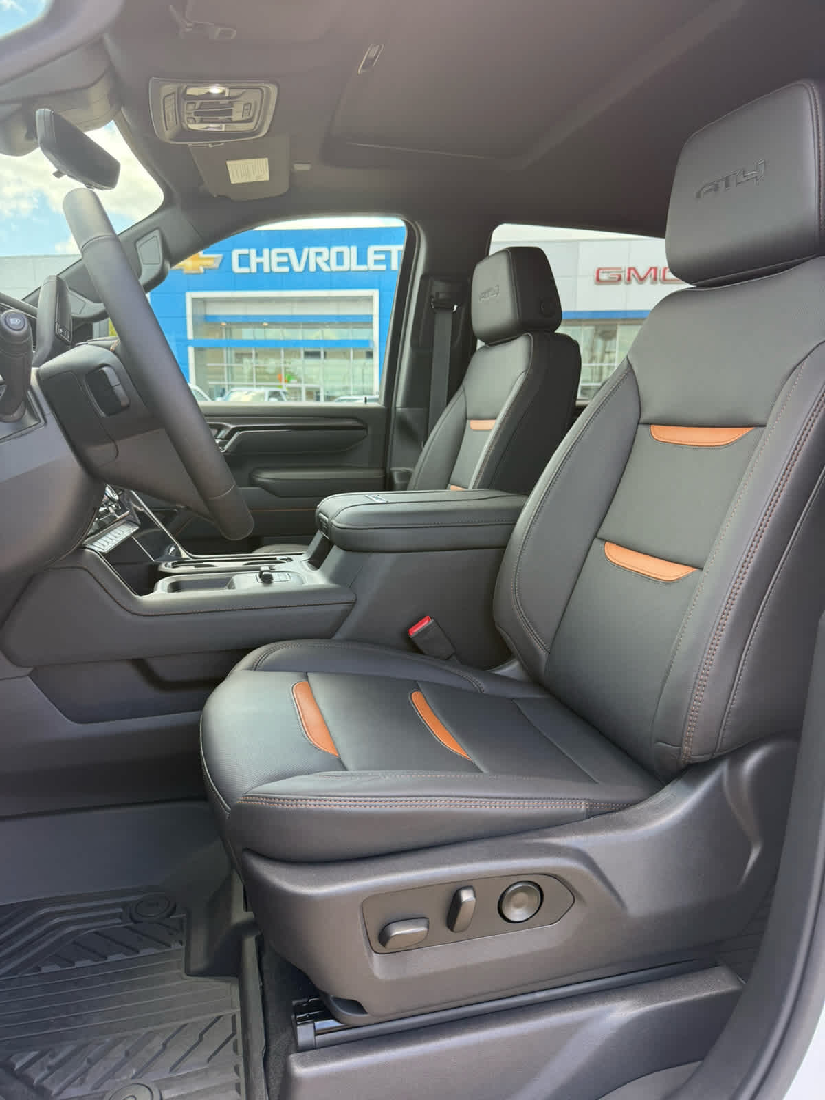 2026 GMC Sierra 2500HD AT4 - Photo 12