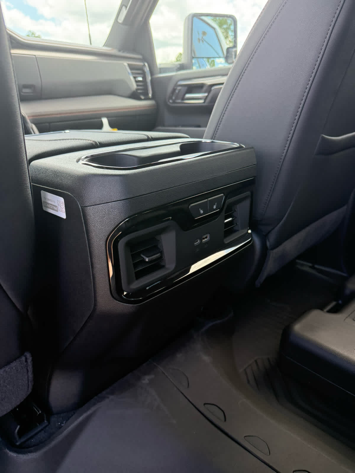 2026 GMC Sierra 2500HD AT4 - Photo 14