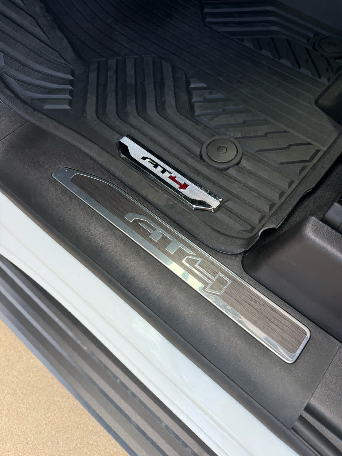 2026 GMC Sierra 2500HD AT4 - Photo 15