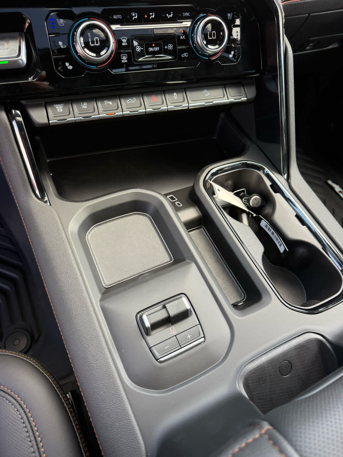 2026 GMC Sierra 2500HD AT4 - Photo 20