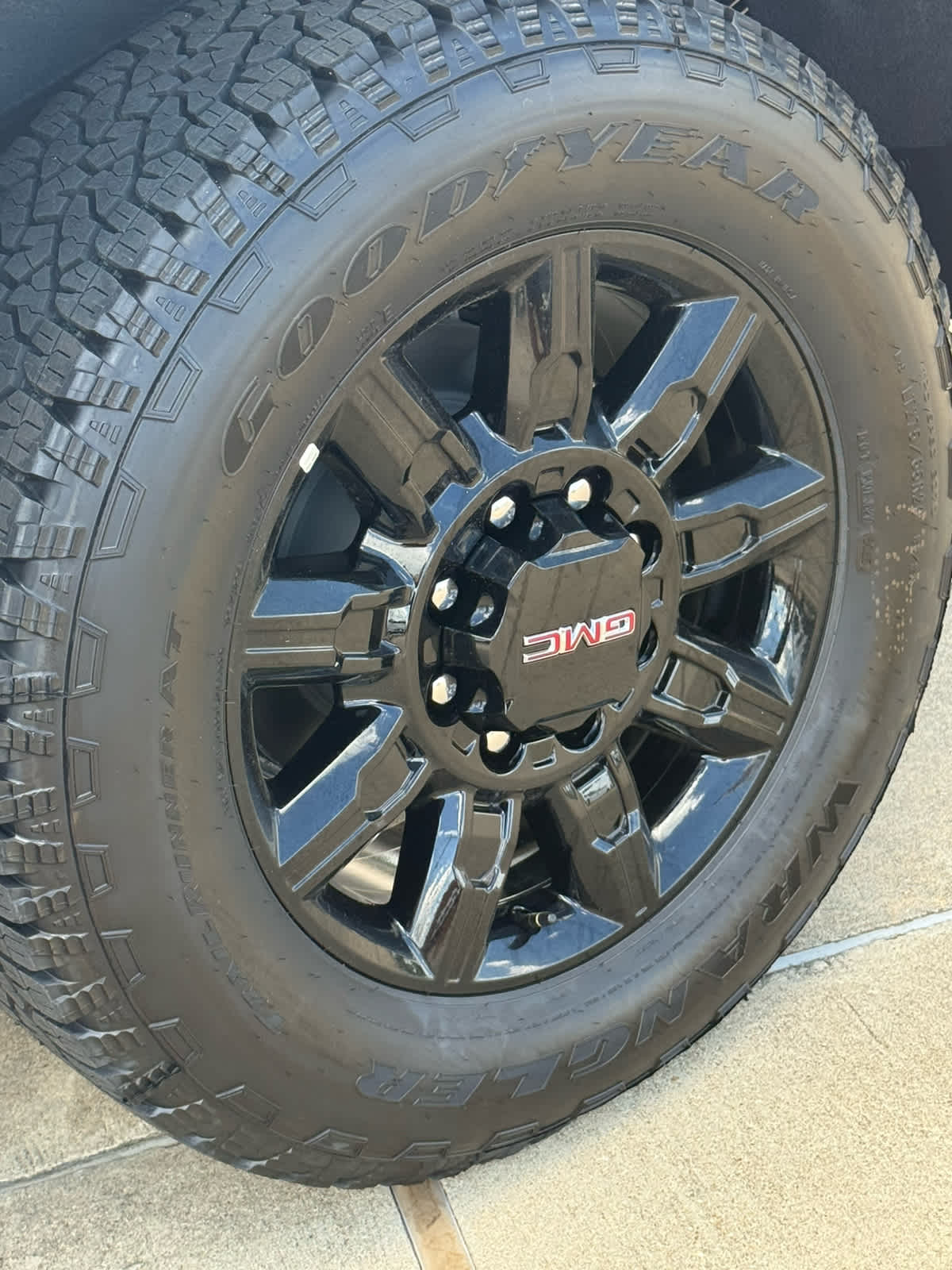 2026 GMC Sierra 2500HD AT4 - Photo 22