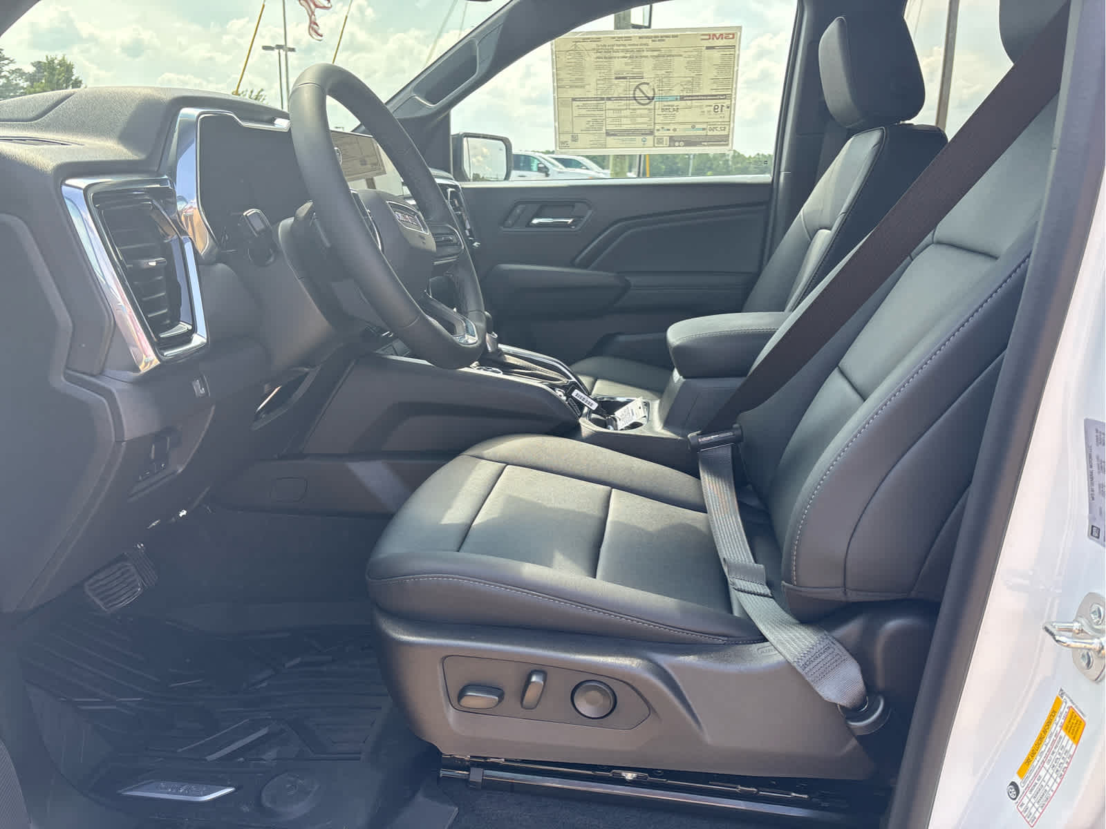 2025 GMC Canyon Elevation