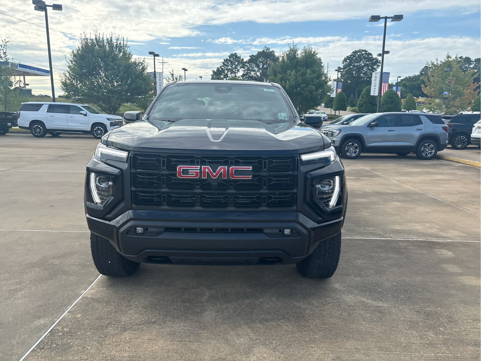 2025 GMC Canyon Elevation