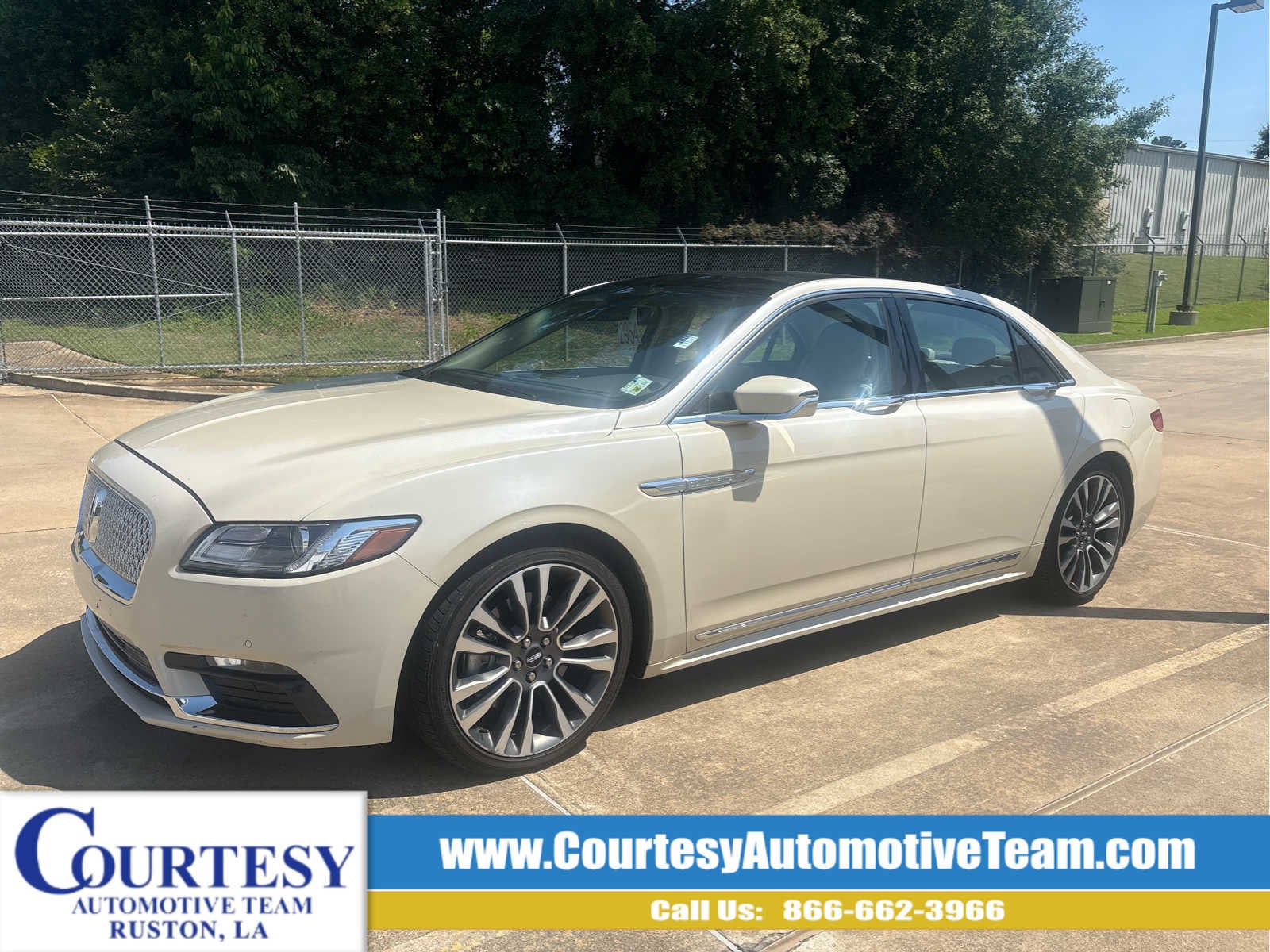 2018 Lincoln Continental Select