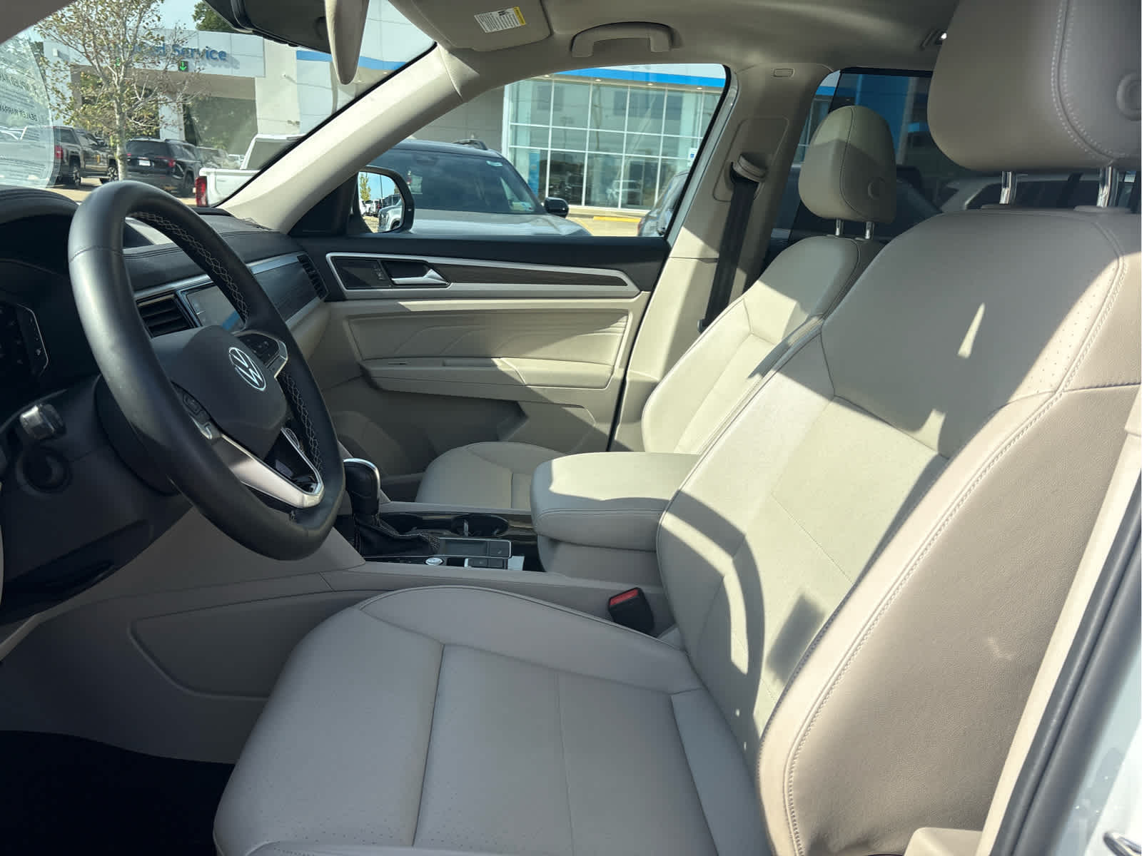 2022 Volkswagen Atlas 2.0T SE w/Technology