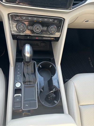 2022 Volkswagen Atlas 2.0T SE w/Technology