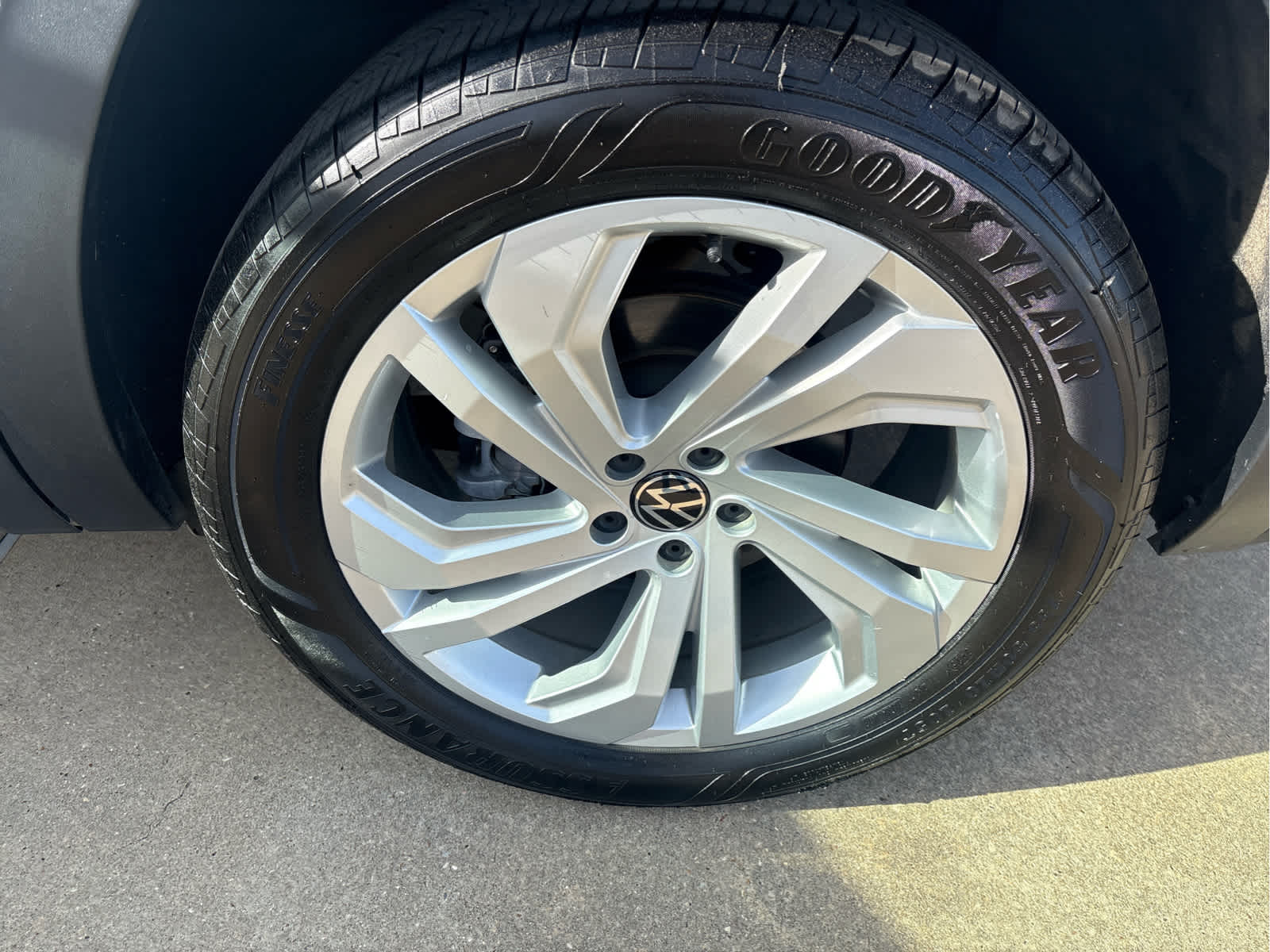 2022 Volkswagen Atlas 2.0T SE w/Technology