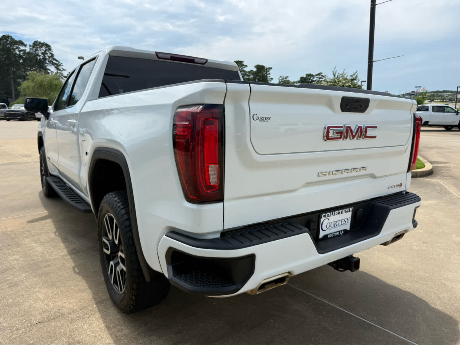 2021 GMC Sierra 1500 AT4