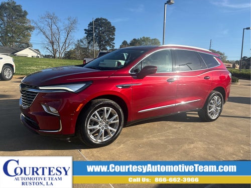 2023 Buick Enclave Essence