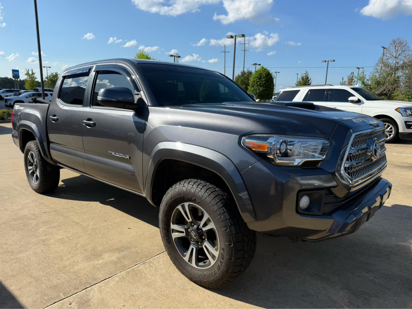 2016 Toyota Tacoma SR5